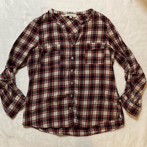 Olive & Oak red, white, and black plaid flannel shirt size XL fits like a M - Picture 1 of 4